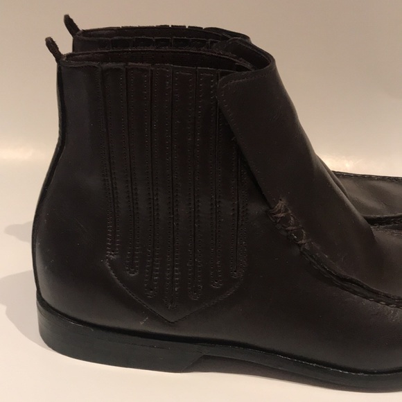Bottega Veneta Chelsea boots - Picture 2 of 6